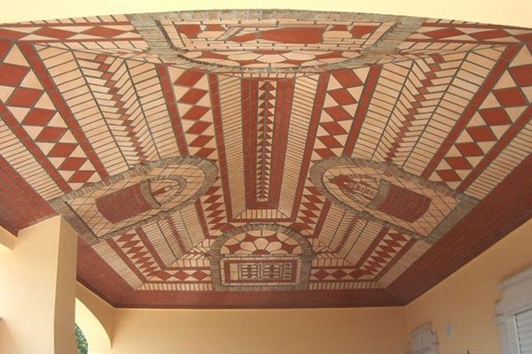 1 Tecto revestido a terracota de diferentes cores e medidas 960x750 1 600x400