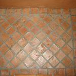 Ref 405 Ladrilho 15x15 cm com tratamento com verniz